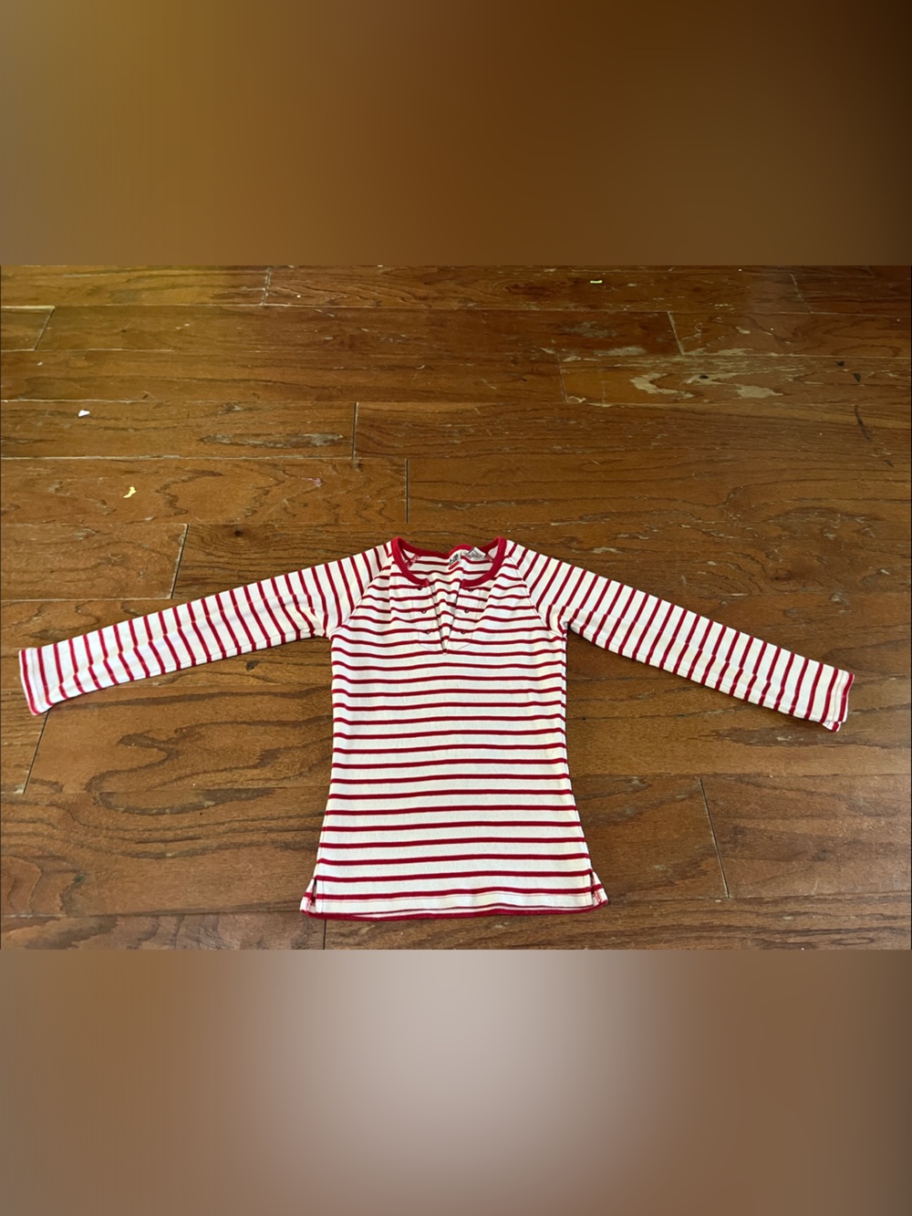 Vintage TILT Small Red And white Stripes Grommets and V Neck Y2K